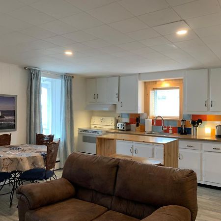 Appartement Chez Leon Grandes-Bergeronnes Ngoại thất bức ảnh